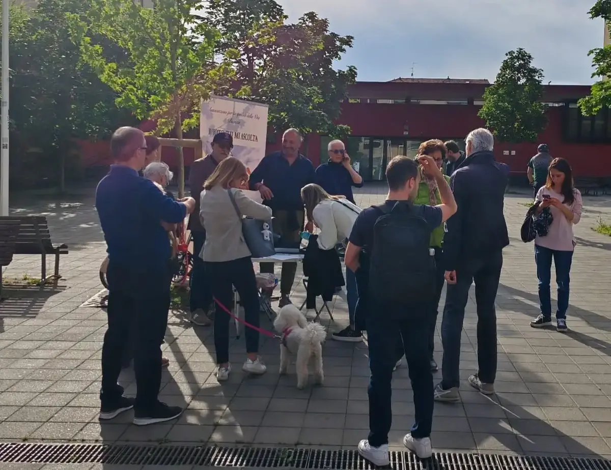 Bicocca, 1.500 firme contro degrado e movida selvaggia: residenti e Noi Moderati chiedono interventi al Comune