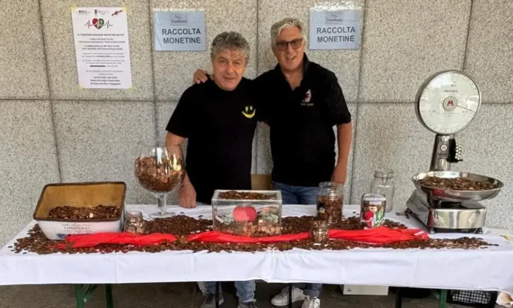 A Busto Garolfo acquistati 2 defibrillatori salvavita grazie alla raccolta di 83.500 monetine
