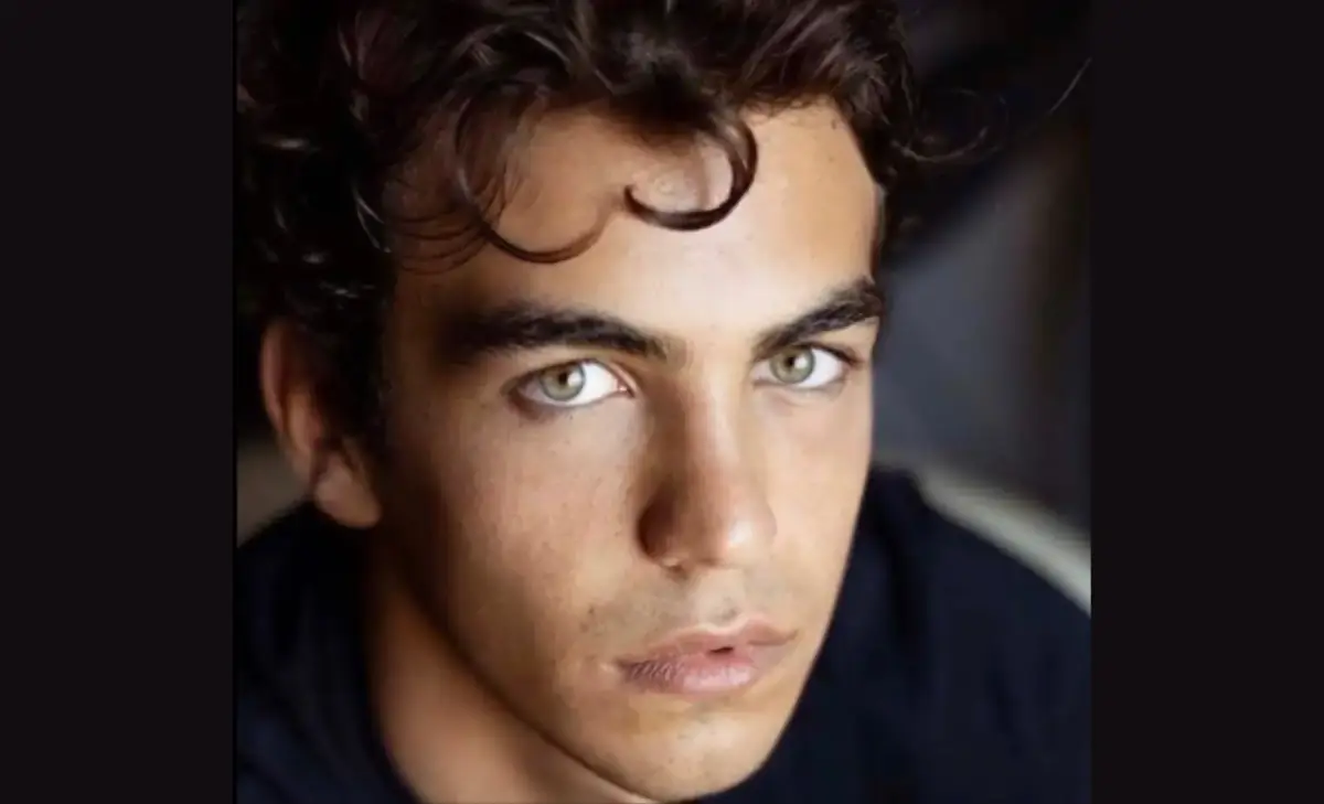 Addio ad Andrea Savorelli, giovane attore milanese de “Il Paradiso delle Signore”