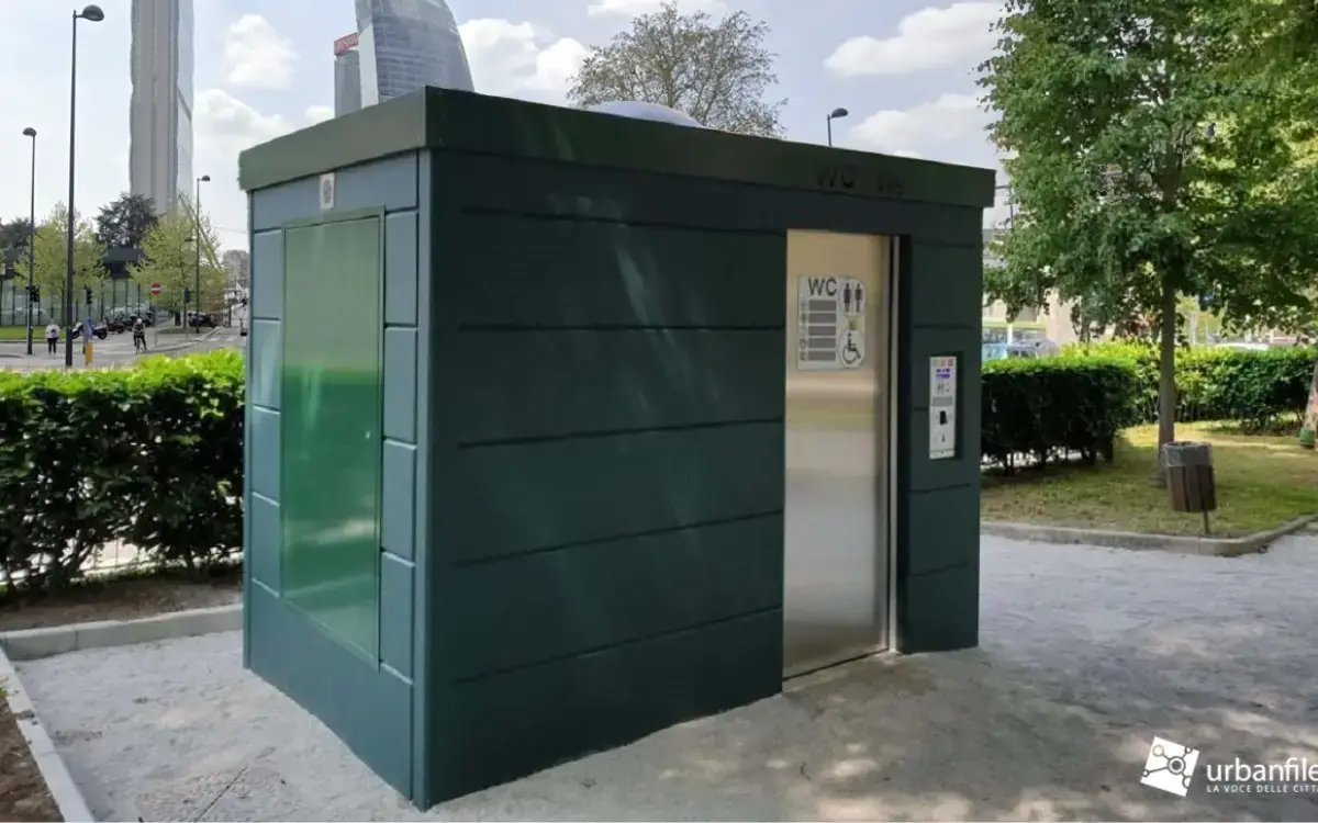 Milano, in arrivo 110 nuovi bagni pubblici hi-tech: cantieri al via da ottobre