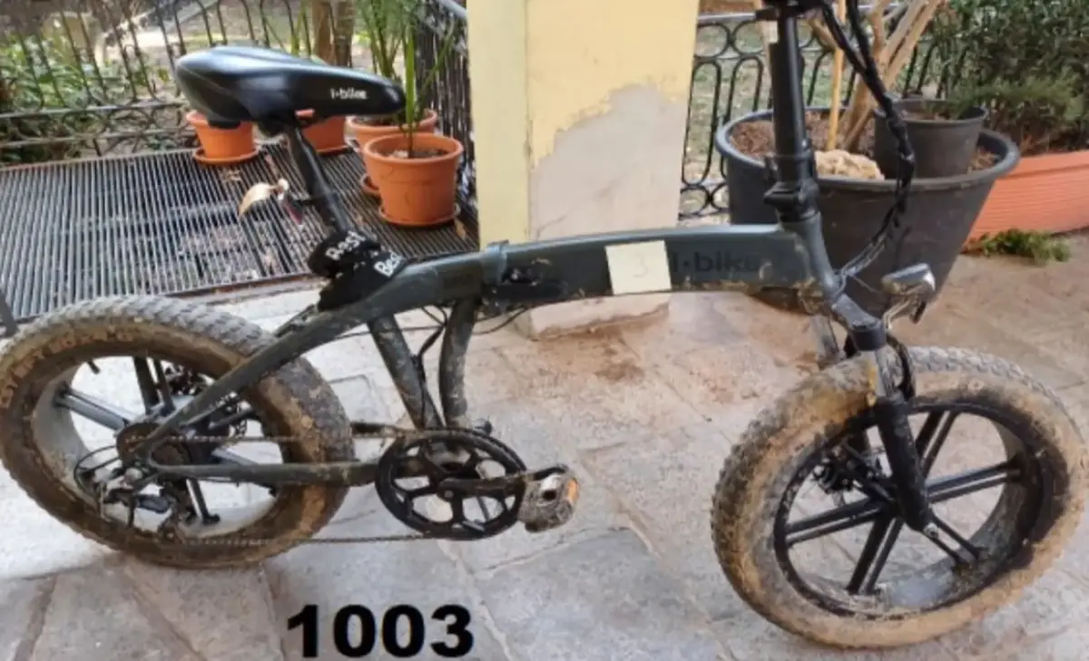 Milano: la Polizia Locale recupera 23 biciclette e 3 monopattini rubati