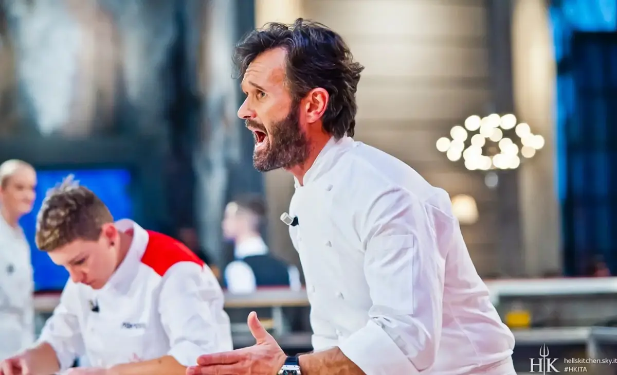 Protesta di Ultima Generazione nel ristorante di Cracco: chef denunciato per furto di cellulare