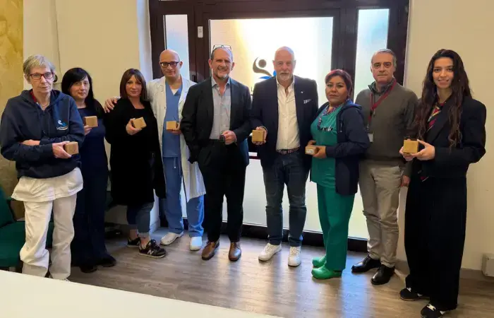 Violenza su operatori sanitari: arriva l’orologio anti-aggressione in Lombardia