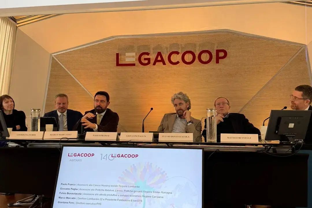 La strategia lombarda sulla casa punta a diventare un modello nazionale: oltre 1,5 miliardi per edilizia popolare e housing sociale