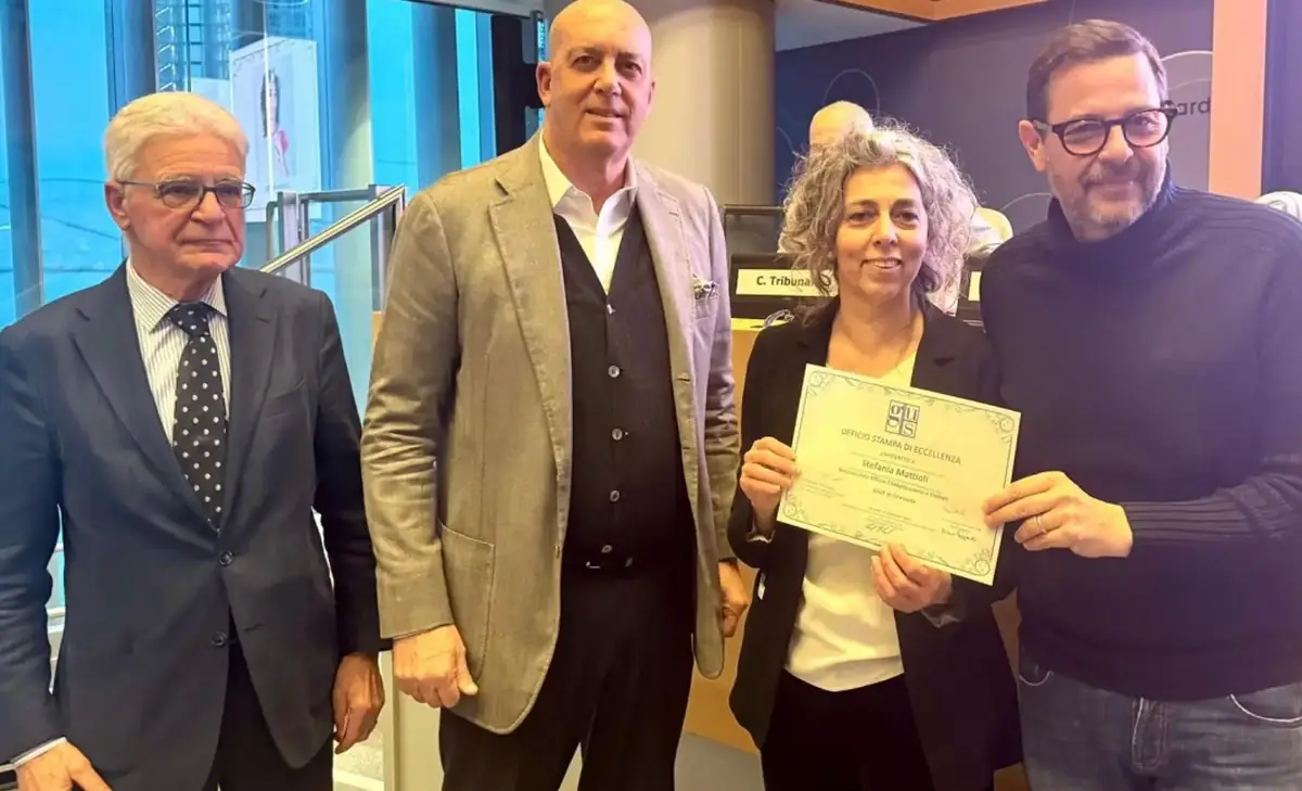 Lombardia: il vicepresidente Alparone premia i giornalisti degli uffici stampa