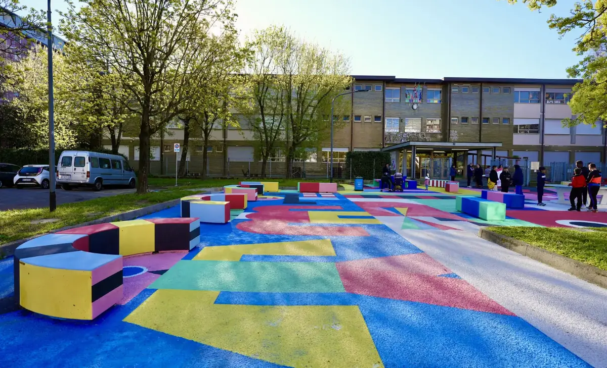 Milano: inaugurato un nuovo spazio pedonale per bambini in via De Nicola