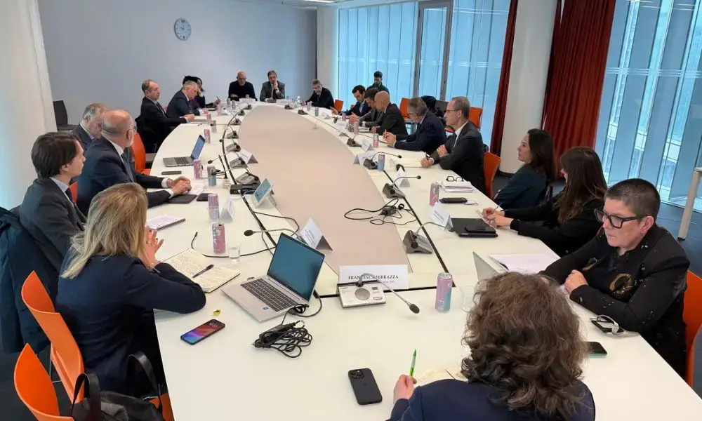 Regione Lombardia: convocato tavolo di discussione sul nucleare e sviluppo tecnologico energetico