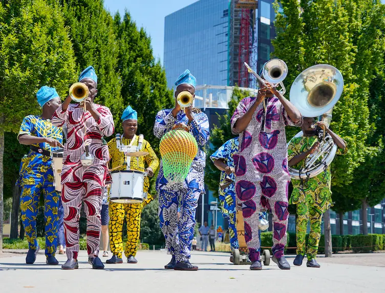 Milano la Città che Sale, il festival che accende l’estate del Municipio 4: musica, circo e danza aerea fino a Ferragosto