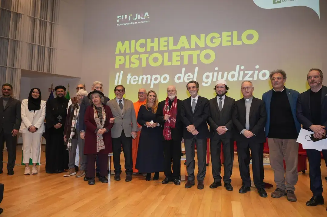 A Palazzo Lombardia l’opera di Pistoletto sul dialogo tra le religioni in mostra per tutto il periodo olimpico