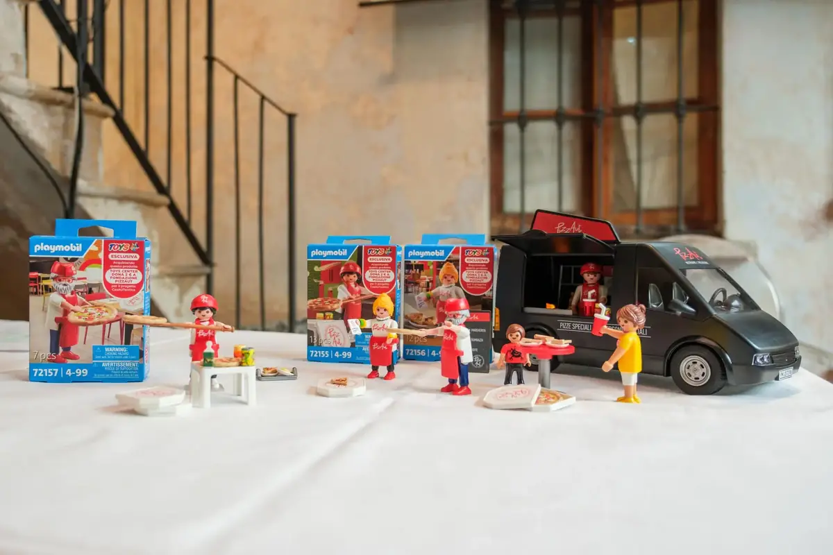 Toys Center sostiene PizzAut: donati 100mila euro per il quinto appartamento della corte CasAUTentica