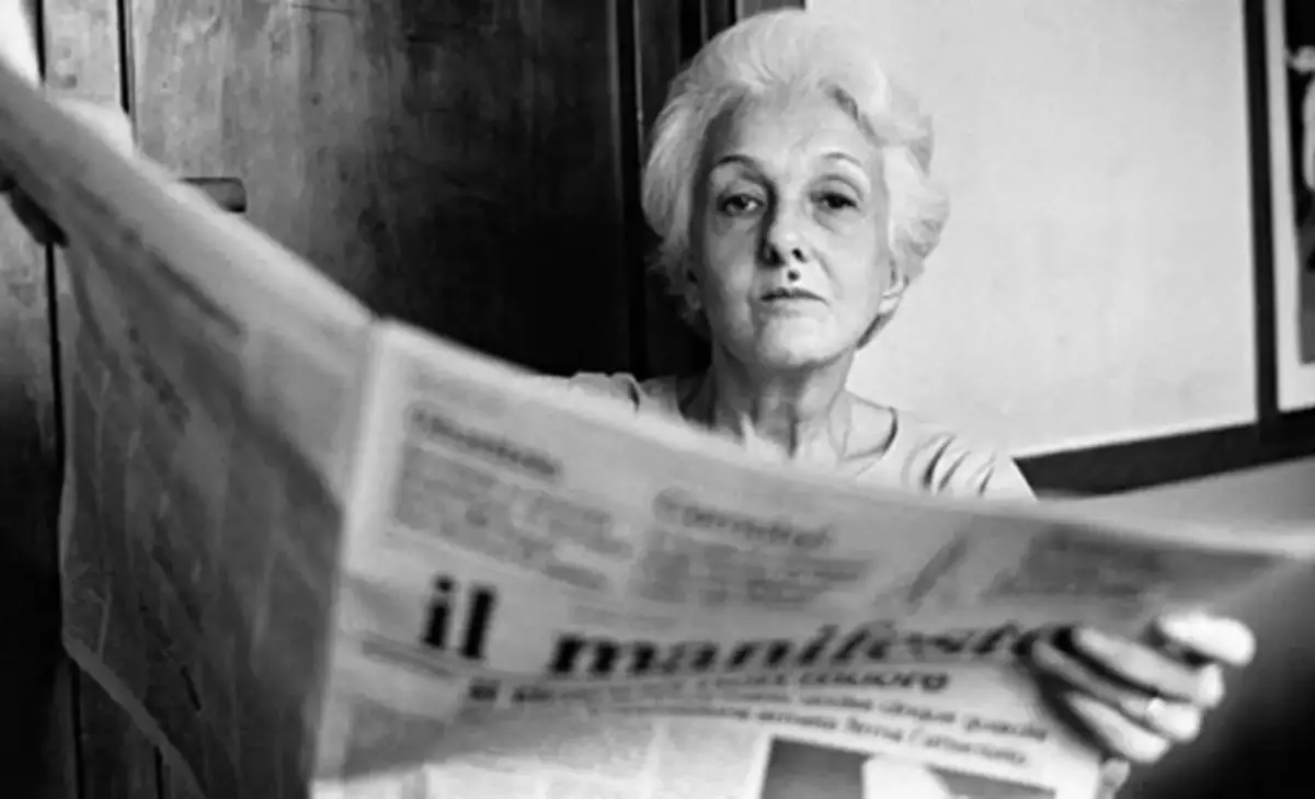 Milano: a Palazzo Marino la mostra su Rossana Rossanda, partigiana e intellettuale protagonista del Novecento