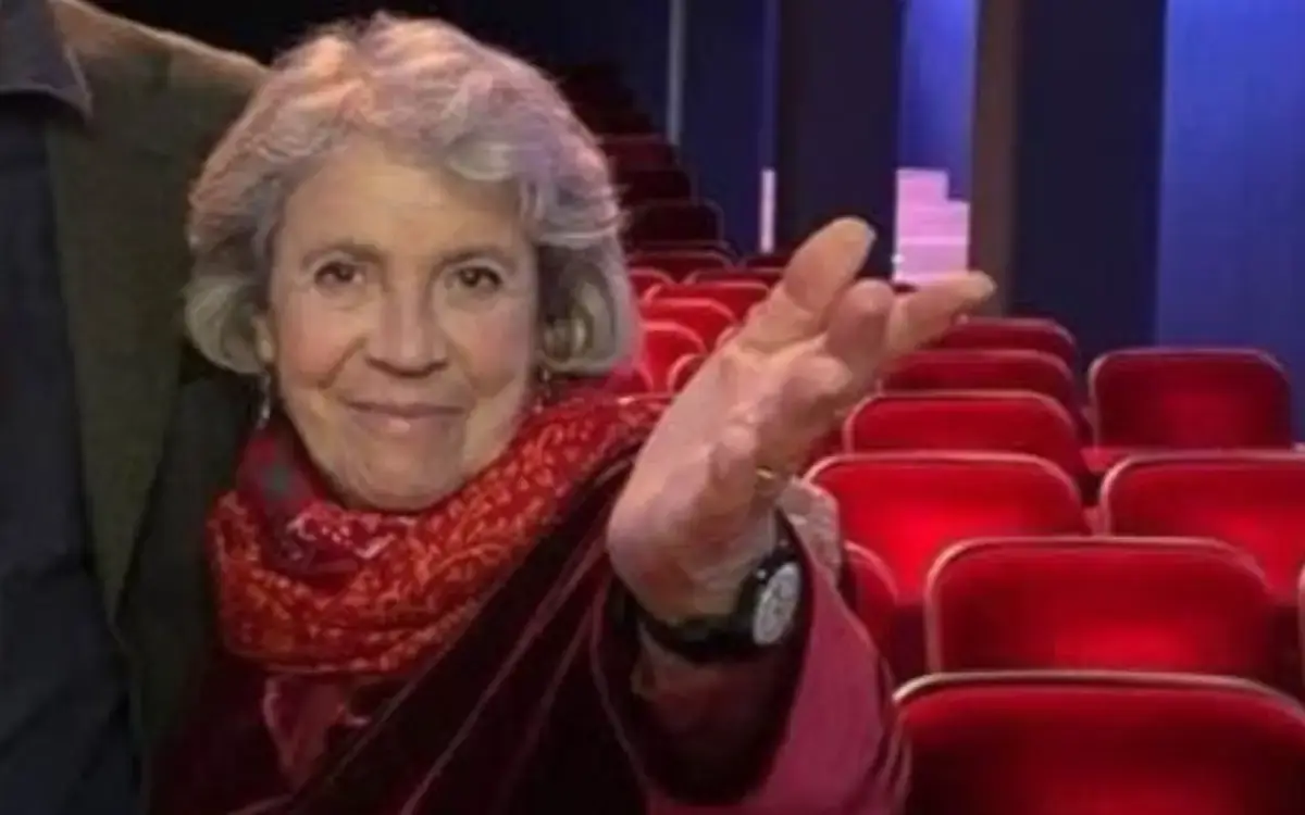 Milano, bufera social sul Teatro Parenti per l’evento con Meloni. La direttrice Shammah: “Il teatro è un luogo di confronto aperto”