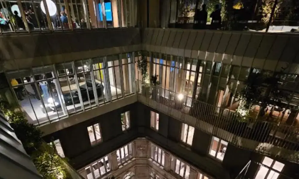 riqualificazione dello storico palazzo di Via Manzoni 9