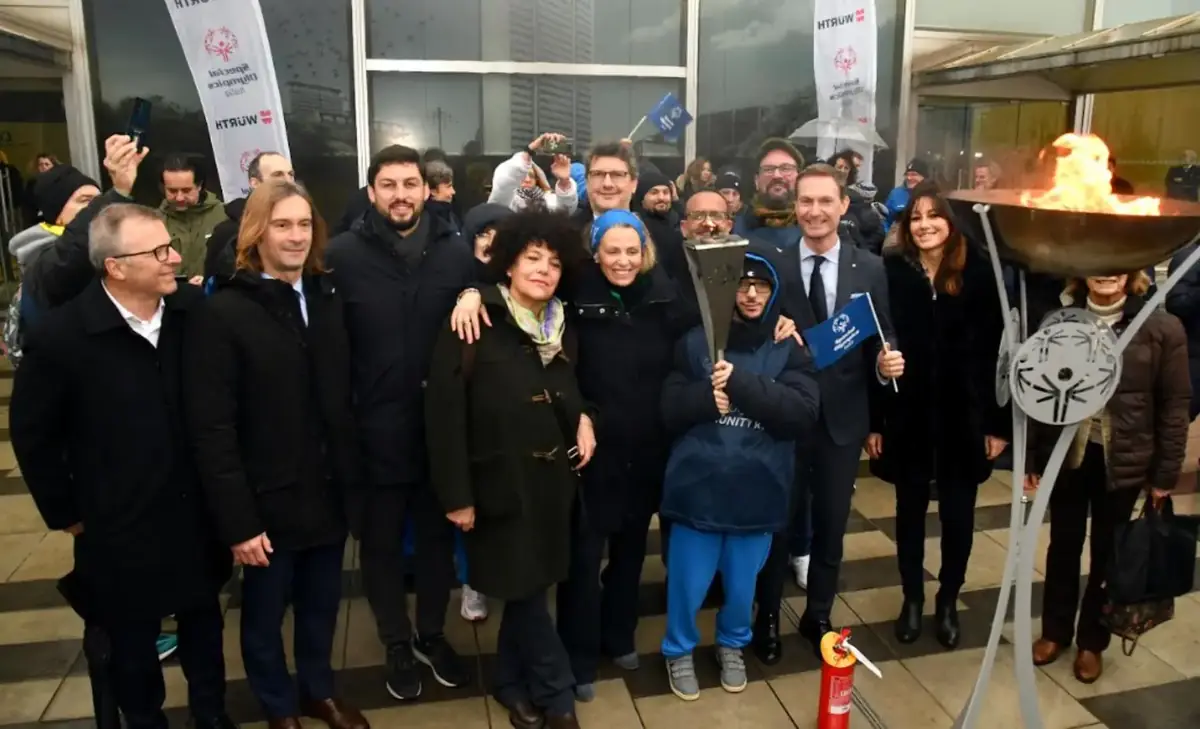Giochi Mondiali Invernali Special Olympics: accensione della Torcia Olimpica a Palazzo Pirelli
