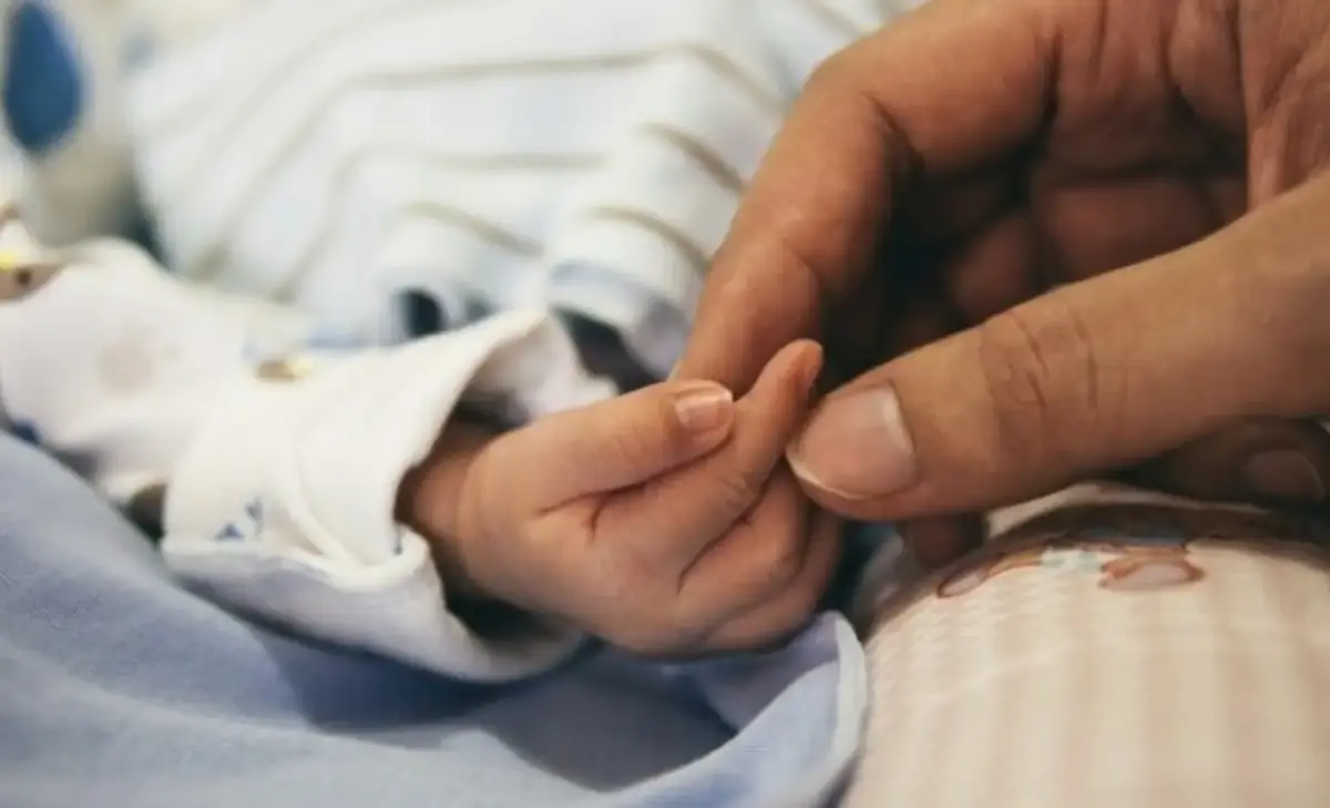 Lombardia, via libera allo screening neonatale per la leucodistrofia metacromatica: “Passo storico per le malattie rare”