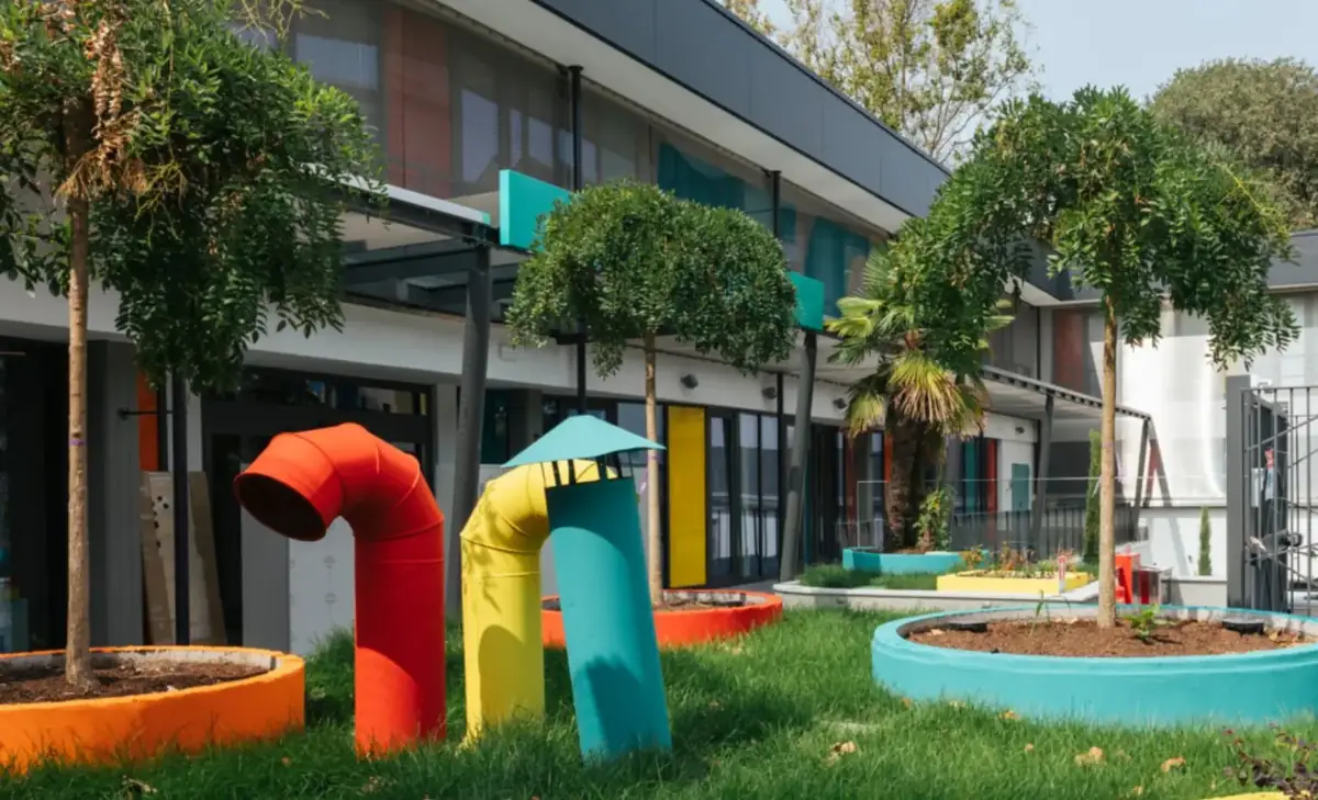 Milano, 101 lampade per i bambini con patologie neurologiche: un incontro di design e solidarietà