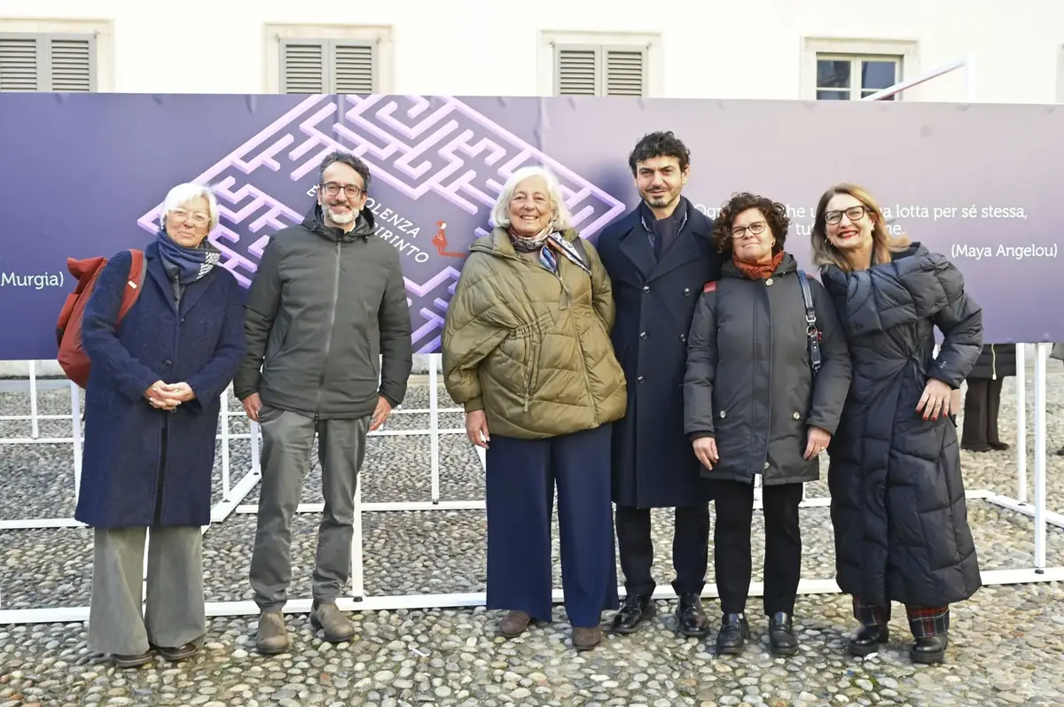 Milano: a Palazzo Reale debutta “Il Labirinto”, il percorso esperienziale che aiuta a riconoscere la violenza di genere
