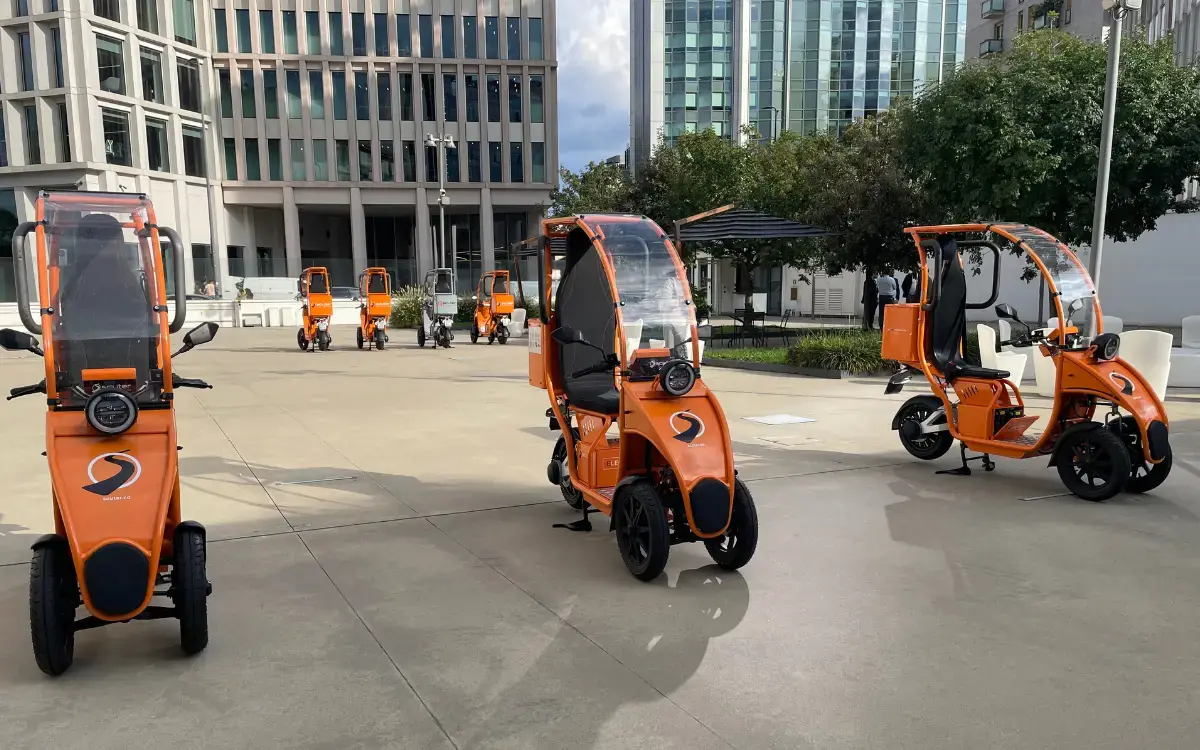 Milano rivoluziona la mobilità urbana: arriva Scuter, il tre ruote elettrico 100% Made in Italy