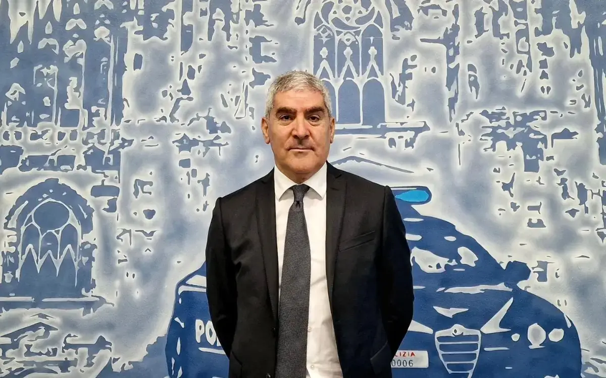 E’ scontro politico sul caso del poliziotto fermato per l’omicidio del pusher a Rogoredo. Il Questore Megale: “Nessuno sconto per le mele marce”