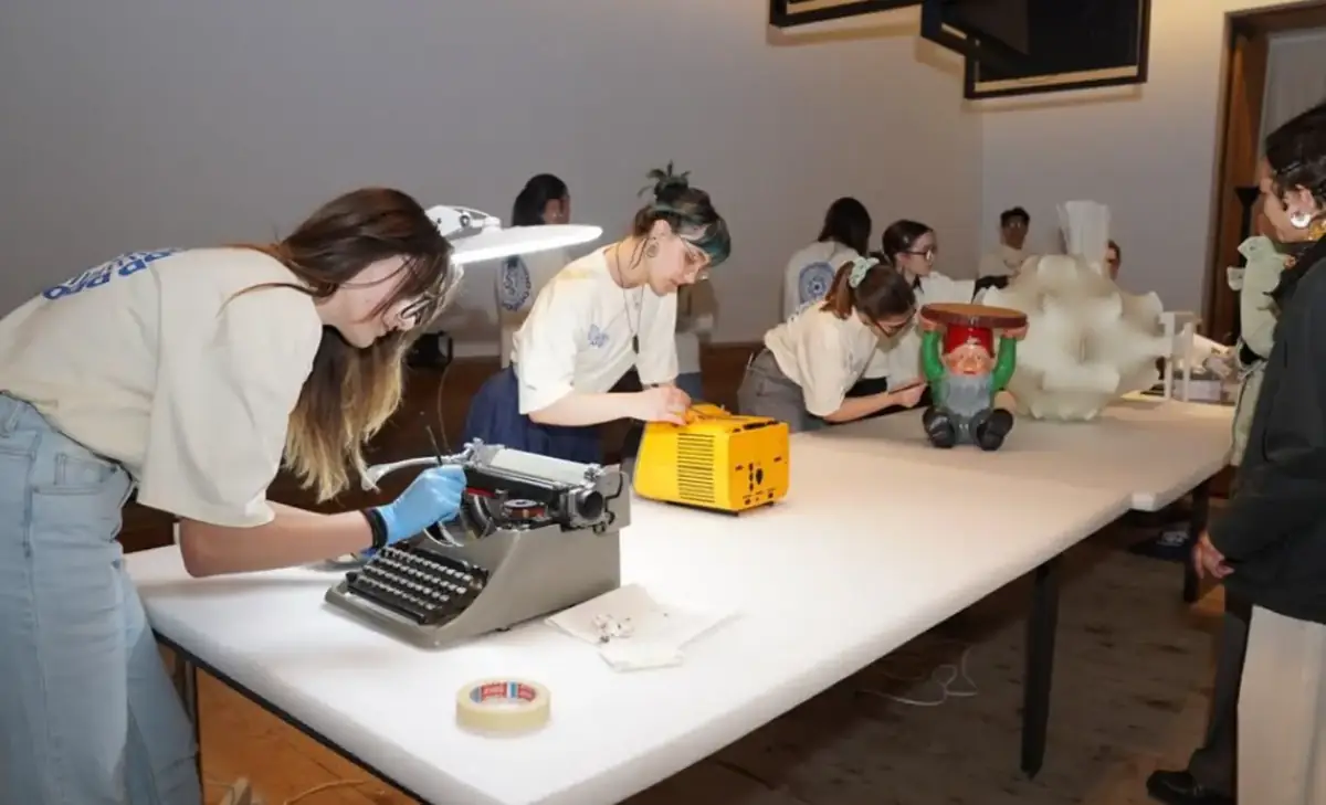 Milano Design Week 2025: la Scuola di Restauro di Botticino apre le porte del mestiere del restauratore