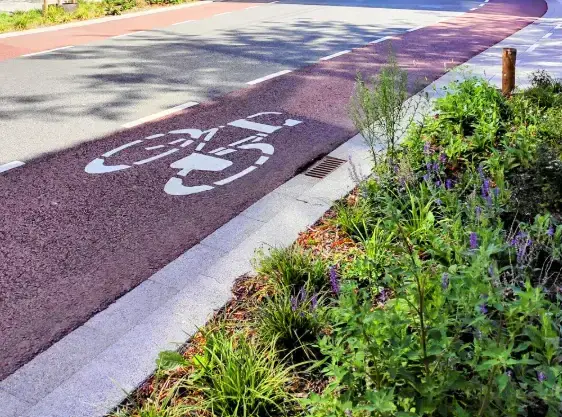 Al via il bando Strade Verdi 2026: Regione Lombardia investe 10 milioni per città green