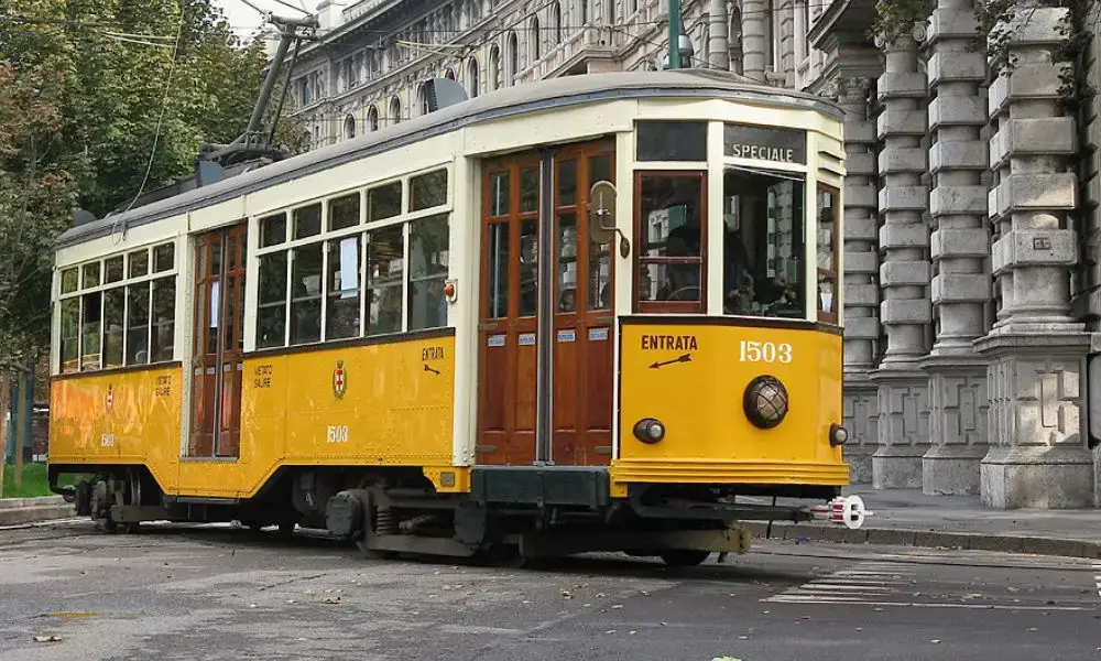 tram