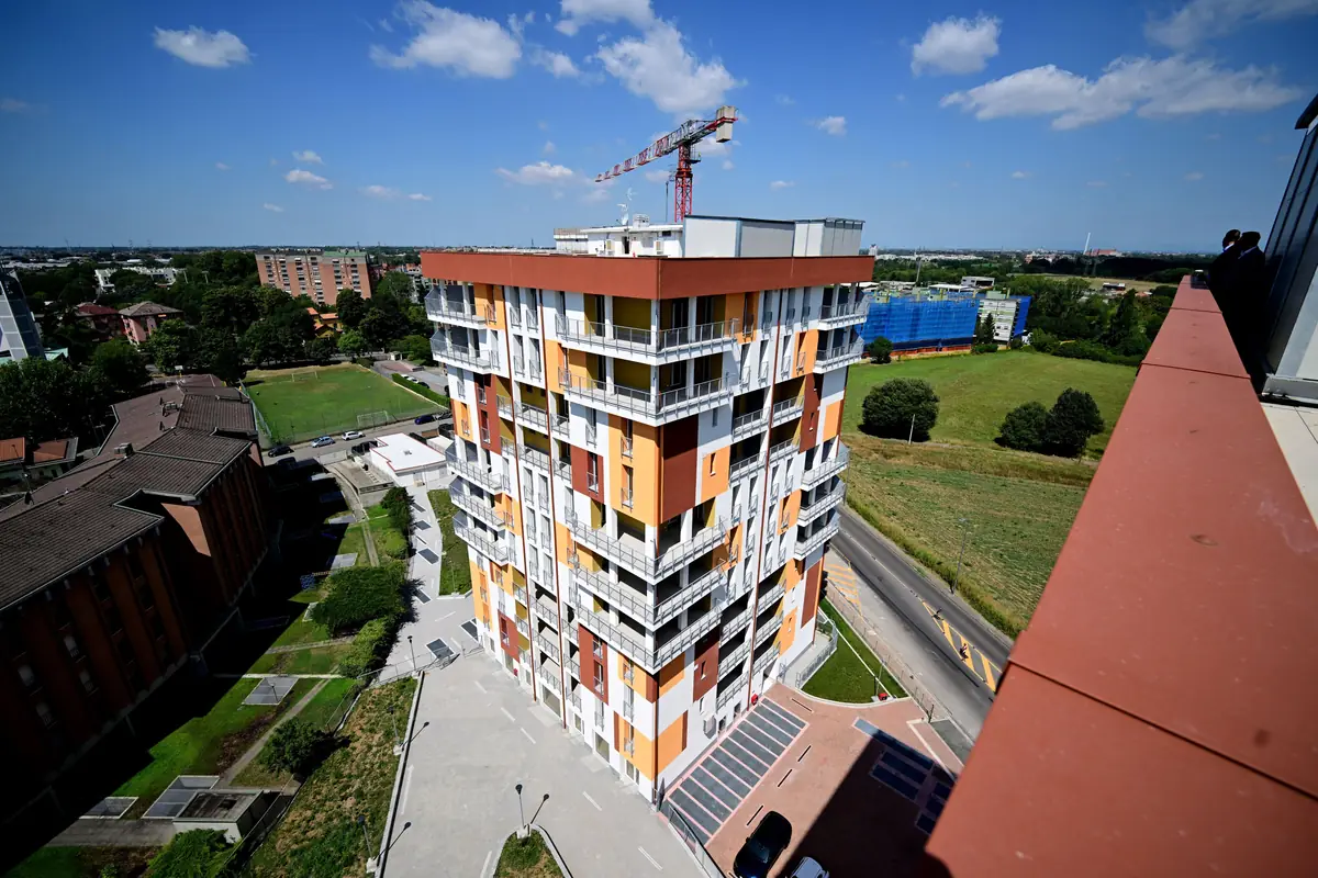 Via Tofano cambia volto: completata la terza torre di case popolari, 45 milioni per 180 alloggi nuovi