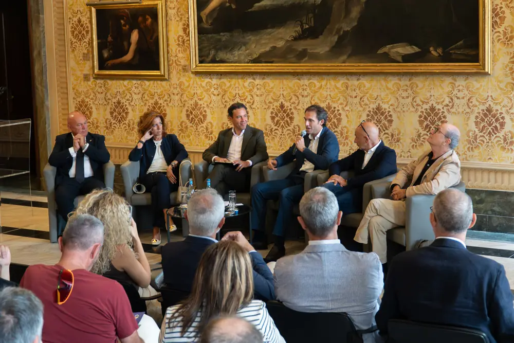 Milano diventa la capitale della bici dal 3 all'11 ottobre: FeelmiBike raddoppia con oltre cinquanta appuntamenti tra pedalate, talk e laboratori