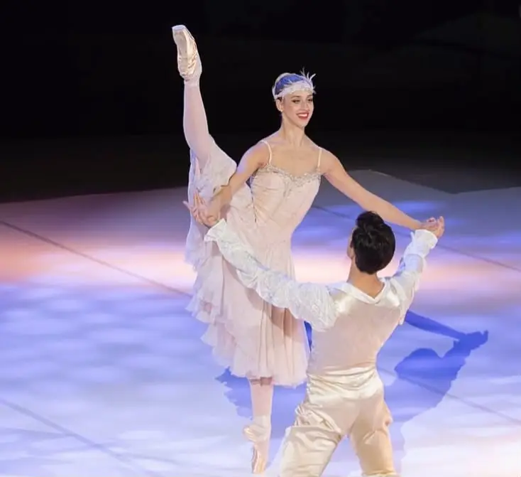 "Felicità è salute": a OnDance l'incontro tra la prima ballerina della Scala di Milano Virna Toppi e la nutrizionista Sara Farnetti