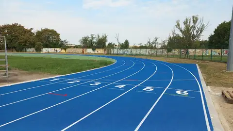 Inaugurata la nuova pista di atletica del centro sportivo “Bruno Cereda” di Cesano Boscone: sei corsie omologate per ospitare gare oltre i confini comunali