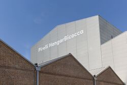 Pirelli Hangar Bicocca Esterno.jpg